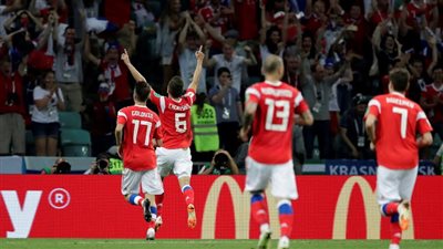 «تشيريشيف» يتقدم بالهدف الأول لروسيا في كرواتيا (فيديو)