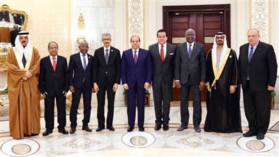 تفاصيل لقاء السيسي مع وزراء التعليم العالي والبحث العلمي العرب | صور