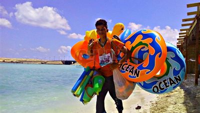 الشقيانين في المصايف.. «ناس هايصة وناس لايصة» (صور)