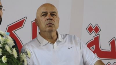 جروس يصطحب 28 لاعبا في معسكر ألمانيا