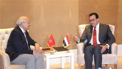 وزير التعليم العالي يلتقي نظيره المغربي لبحث سبل التعاون العلمي والثقافي