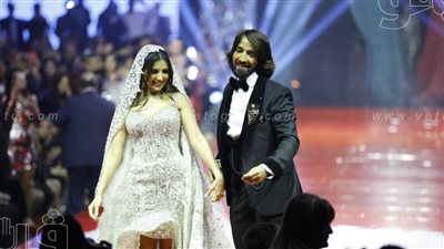 أول تعليق من هاني البحيري على فستان مي عمر المثير