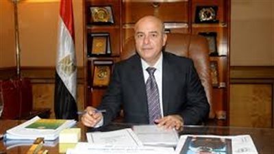 قيادات «الشباب والرياضة» في عزاء والدة «إسماعيل الفار»