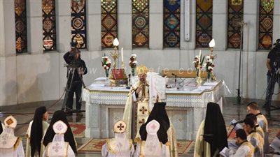 الكاثوليك يحتفلون بالميلاد.. الأنبا إبراهيم إسحق يترأس القداس بكاتدرائية عذراء مدينة نصر.. ومندوب عن الرئاسة وسياسيون وبرلمانيون يشاركون