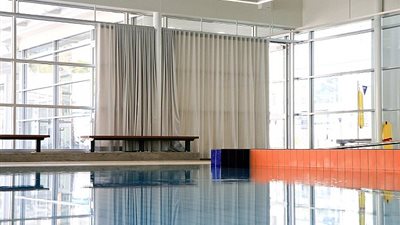 بالصور.. حمام سباحة يستقبل المحجبات لأول مرة في أستراليا