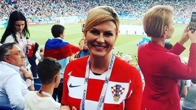 كوليندا كيتاروفيتش.. حكاية رئيسة تخلت عن القواعد من أجل كرة القدم (فيديو وصور)