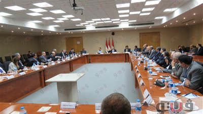 وزير المالية يستعرض خطط الإصلاح خلال لقائه عددا من سفراء مصر بالخارج