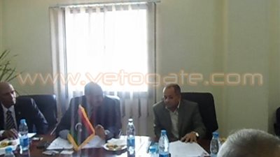 بالفيديو.. «الشرقية للدخان»: «نشارة خشب وعسل أسود» محتويات السجائر المصدرة لليبيا