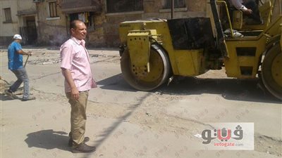 بالصور.. استمرار حملات النظافة ورصف الطرق بحي المناخ ببورسعيد