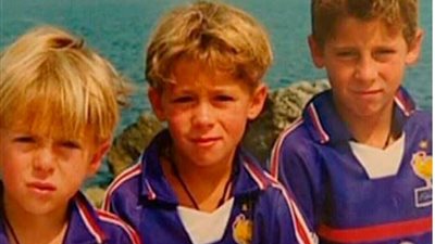 هازارد بقميص فرنسا قبل مواجهة الديوك بنصف نهائي المونديال