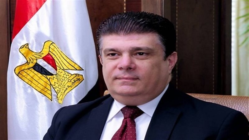  حسين زين رئيس الهيئة