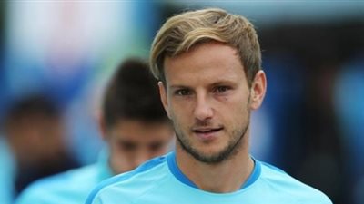 آس الإسبانية: بايرن ميونيخ يسعى لضم لاعب برشلونة مقابل 81 مليون يورو