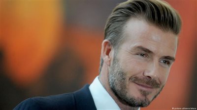 ديفيد بيكهام يعلن تضامنه مع عبد الحق نوري لاعب أياكس أمستردام