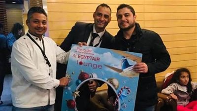 اختر وجبتك.. خدمة جديدة من مصر للطيران بمناسبة الكريسماس