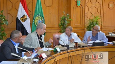 محافظ الإسماعيلية يصدق على زيادة فصول رياض الأطفال