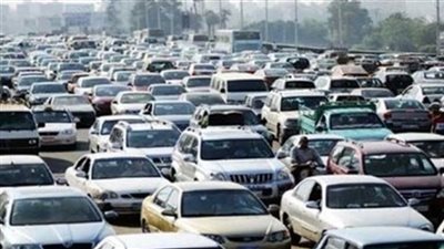 كثافات مرورية أعلى كوبري 6 أكتوبر بعد تصادم 4 سيارات