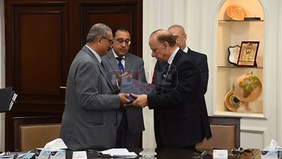 مدبولي يشهد توقيع بروتوكولي تعاون لتطوير منطقة المواردى ومثلث ماسبيرو