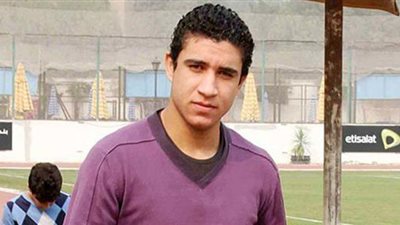 «ربيعة» يصل القاهرة ويؤجل اجتماعه مع مسئولي الأهلي