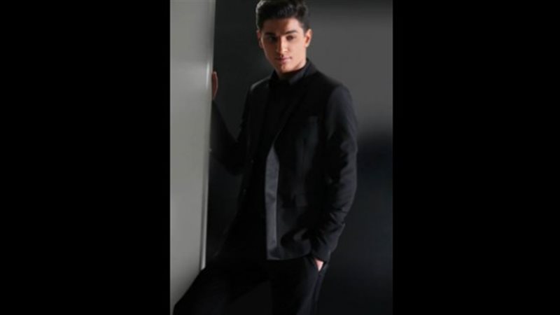  المطرب محمد عساف