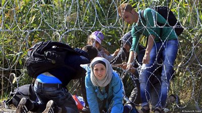 أستراليا تحث أوربا على ضرب «داعش» لوقف تدفق اللاجئين