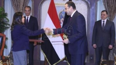 بروتوكول تعاون بين وزيري الداخلية والاتصالات لتحويل لغة الإشارة لنص مكتوب