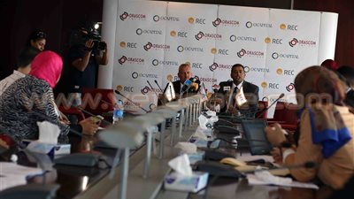 بالصور.. المهدى: 100 شركة تسعى للاستثمار في مجال الطاقة المتجددة