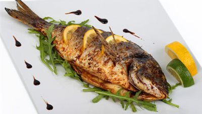 ثلثا البريطانيين يعرضون حياتهم للخطر بعدم تناول الأسماك