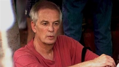 إسرائيل تحني رأسها بوفاة أشهر مطربيها