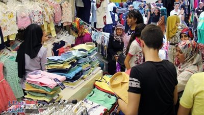 «الملابس الجاهزة» تخاطب التموين لتقديم موعد الأوكازيون الصيفي
