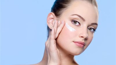 5 وصفات طبيعية تخلص بشرتك من آثار الشمس المزعجة