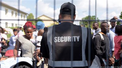 أشكال مراكز «إجراءات العبور» في ألمانيا لعودة اللاجئين