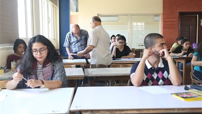 1500 طالب يؤدون اختبارات القدرات بـ«فنون تطبيقية حلوان»