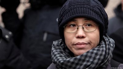 الصين تسمح لأرملة الصيني الحائز على جائزة نوبل بمغادرة البلاد