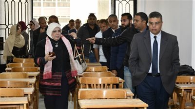 ٣٥٧٨٨ طالبا وطالبة يؤدون امتحانات الفصل الدراسي الأول بجامعة القناة