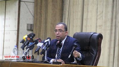 العربى: تطبيق الأدنى للأجورعلي 18 مليون موظف بالقطاع الخاص