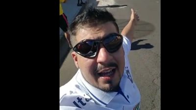 لحظة تعرض سائق دراجة نارية متهور لحادث تصادم مروع (فيديو)