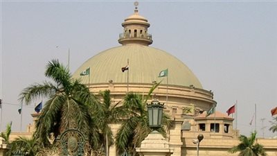 عودة الحركة المرورية أمام مدينة جامعة القاهرة بعد انتهاء مظاهرة الإخوان