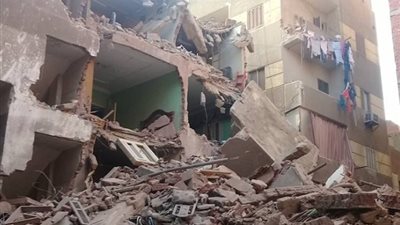 مصدر أمني: إنشاء برج سكني سبب انهيار عقار حدائق القبة