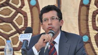 وزير الرياضة: عودة الجماهير تبدأ بحضور طلاب الجامعات المباريات