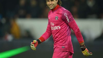 «سان جيرمان» يجدد عقد حارسه «سيريجو» لـ 2018