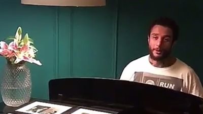 أحمد الفيشاوي ينظم مسابقة لحضور حفل عمر خيرت