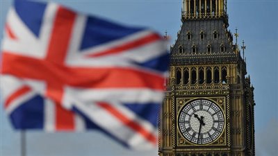 موقع الإخوان في لندن: مصر في طريقها لتحقيق نجاحات اقتصادية كبيرة.. معدل النمو يصل لـ4.5% عام 2018.. التضخم يتراجع لـ18%.. رءوس الأموال الأجنبية تتدفق على مصر