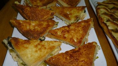 طريقة إعداد صينية «التونة بالتوست وخليط الجبن»