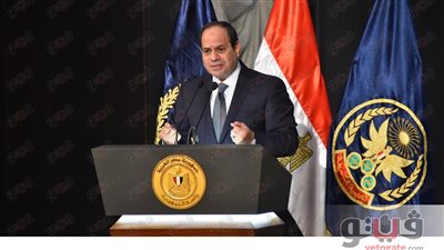 السيسي يشهد اليوم الاحتفال بتخريج دفعة جديدة من طلبة كلية الشرطة.. يمنح نوط الامتياز من الطبقة الثانية للأوائل.. وزير الداخلية يستعرض جهود استعادة الأمن.. وعروض قتالية للطلاب