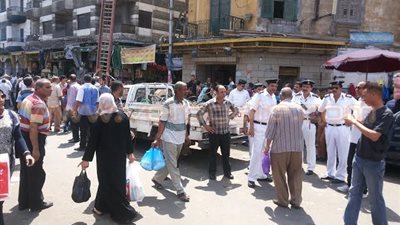 حملة مكبرة لقوات أمن الإسكندرية لإزالة إشغالات الباعة الجائلين