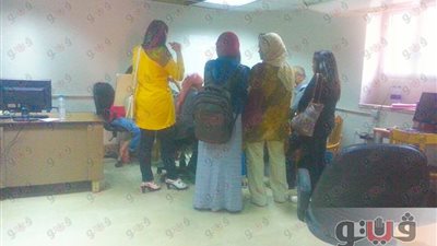 بالصور.. غضب طلاب القدرات بعد منعهم من أداء الامتحان بـ«فنون حلوان»