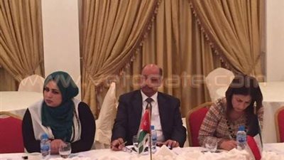 بالصور.. «الدولي للبناء والأخشاب» يناقش تحسين شروط العمل في قطاعاته