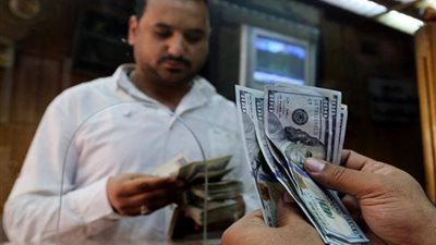 4 أسباب لانتهاء أزمة العملة الصعبة