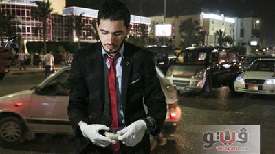 بالفيديو.. «الشغل مش عيب».. «فوزي» معيد صباحا و«بائع بليلة» مساء