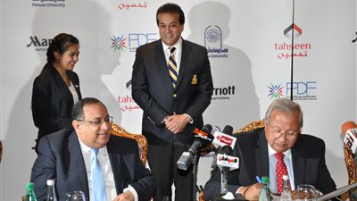 وزير التعليم العالى يشيد بتجربة جامعة حلوان في إعداد كوادر إدارة الفنادق